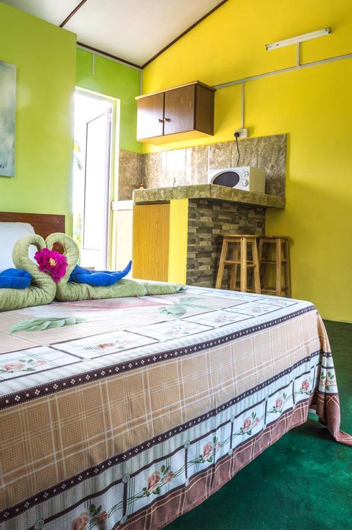 Merlin Guest House Nouvelle Découverte エクステリア 写真